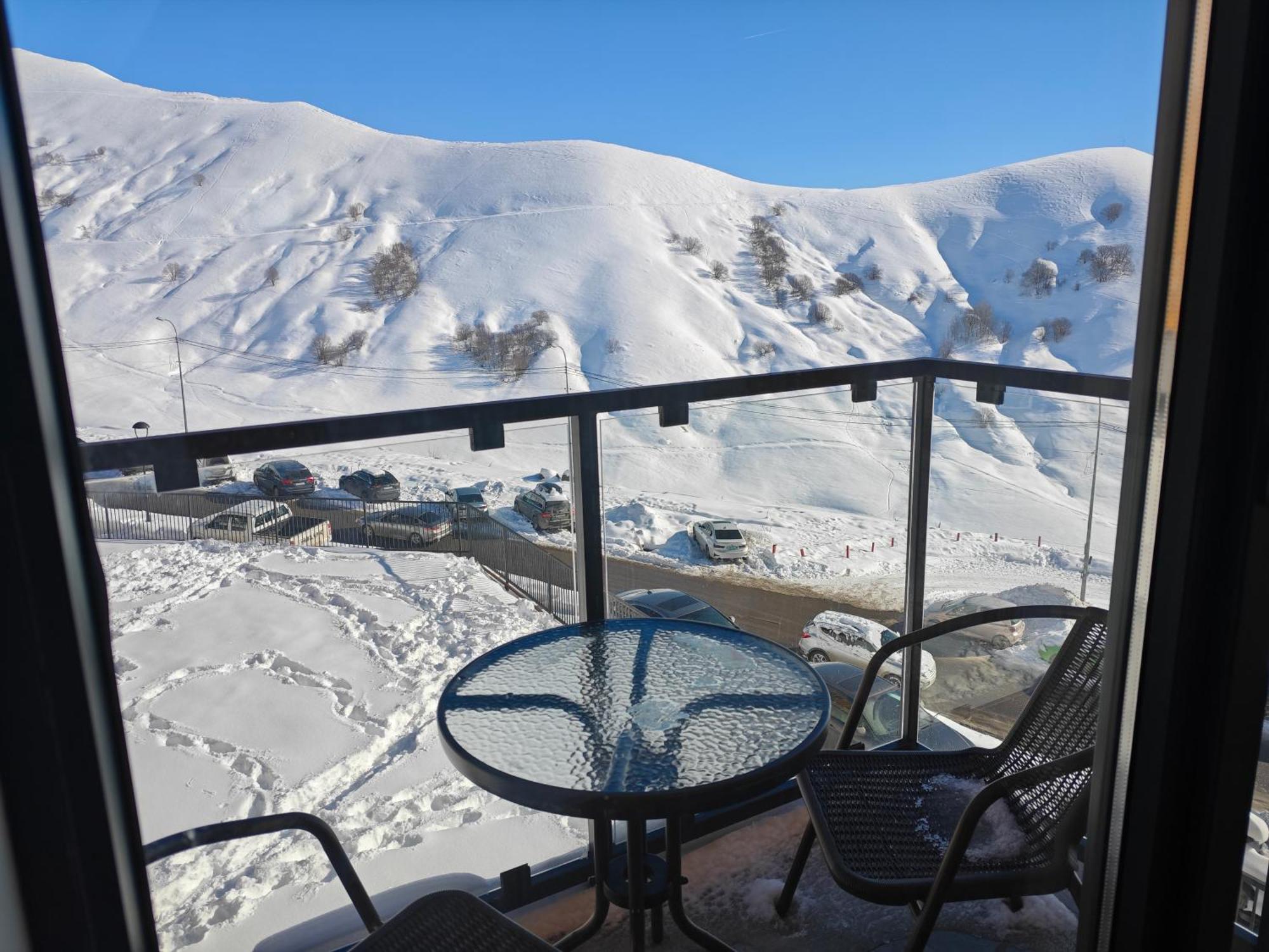 Aparthotel Four Seasons - New Gudauri Zewnętrze zdjęcie